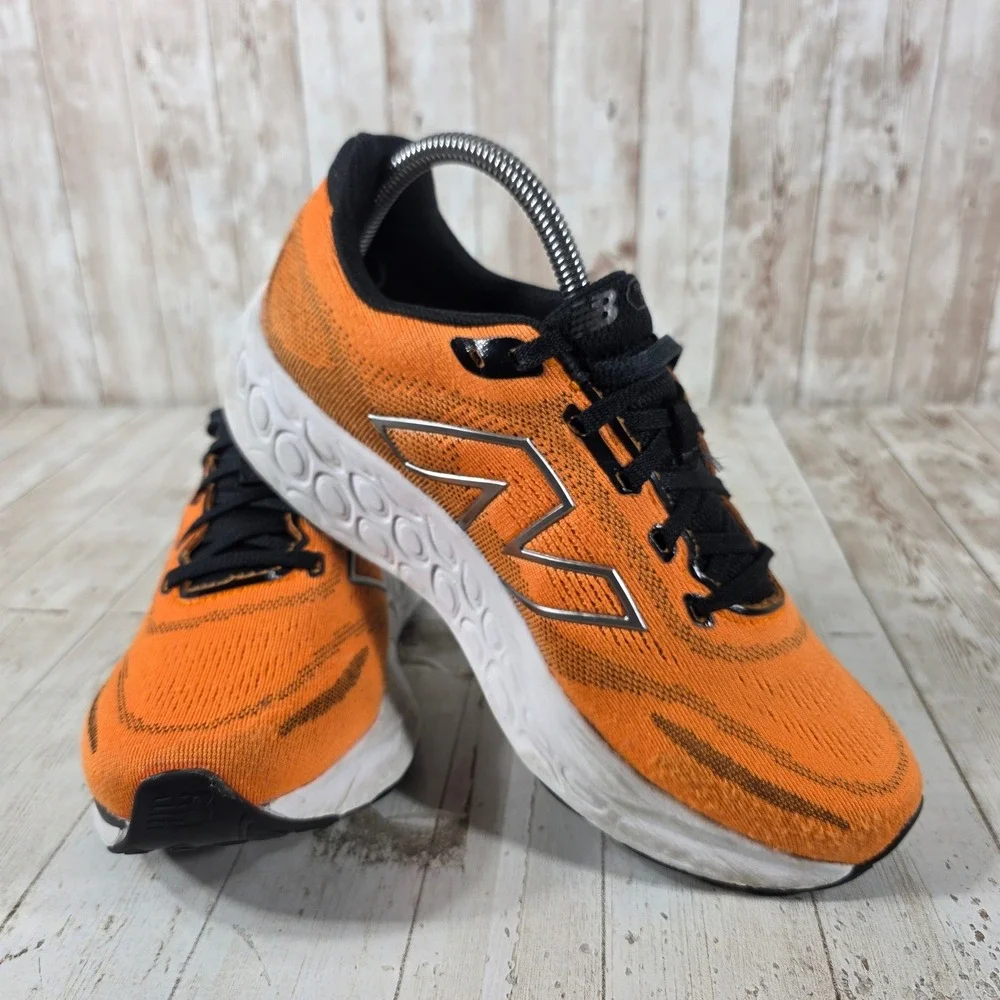 New Balance Fresh Foam 680 v8 Orange Black Running Shoes M680RO8 Womens 8.5 Wide